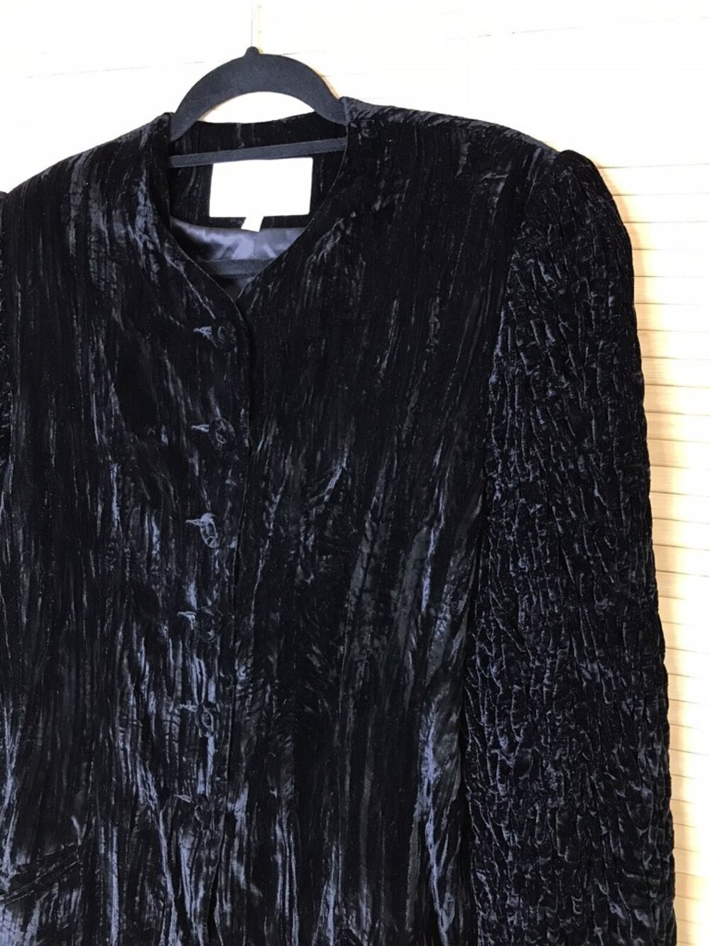 Women's GENESIO BY SUNNY CHAYES Black Velvet Vintage Coat sz S Small excellent - Picture 2 of 6